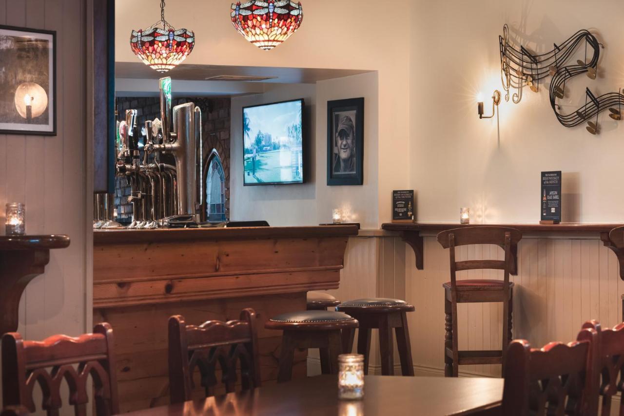 קנמארה The Wander Inn Bar & Accommodation מראה חיצוני תמונה